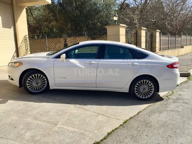 Ford Fusion 2014, 95,000 km - 2.0 l - Bakı