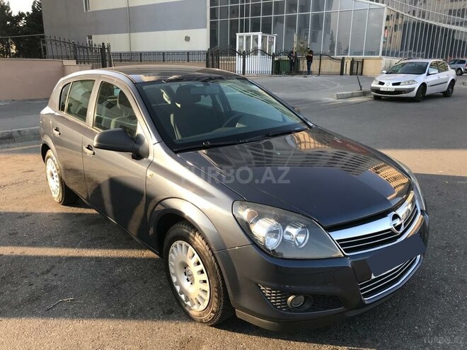 Opel Astra 2010, 124,000 km - 1.3 l - Bakı