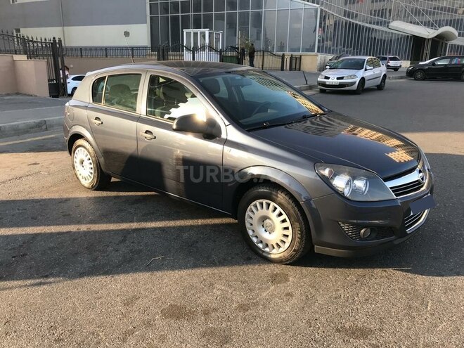 Opel Astra 2010, 124,000 km - 1.3 l - Bakı