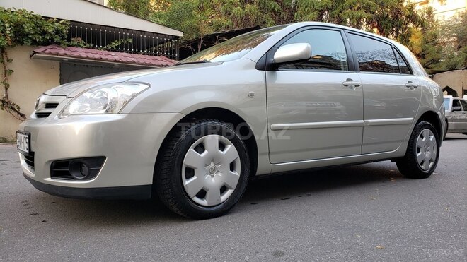 Toyota Corolla 2005, 152,000 km - 1.4 l - Bakı