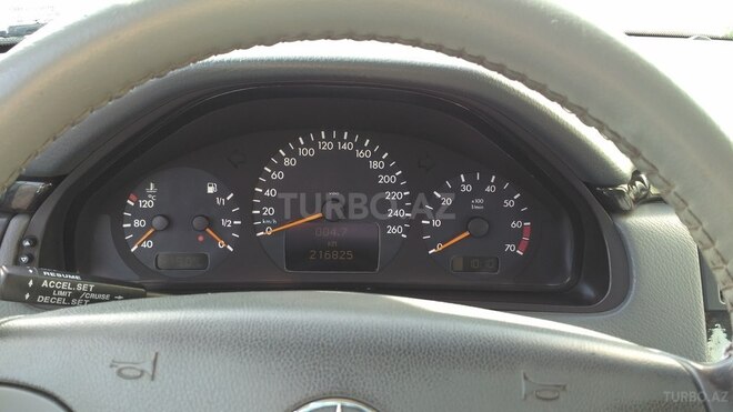 Mercedes E 240 2000, 217,000 km - 2.6 l - Sumqayıt