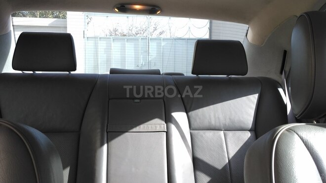 Mercedes E 240 2000, 217,000 km - 2.6 l - Sumqayıt