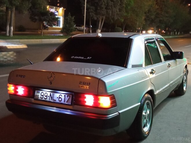 Mercedes 190 1989, 178,752 km - 2.0 l - Sumqayıt