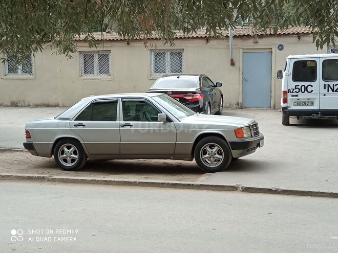 Mercedes 190 1989, 178,752 km - 2.0 l - Sumqayıt
