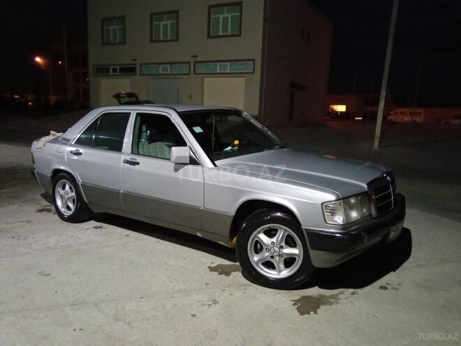 Mercedes 190 1989, 178,752 km - 2.0 l - Sumqayıt