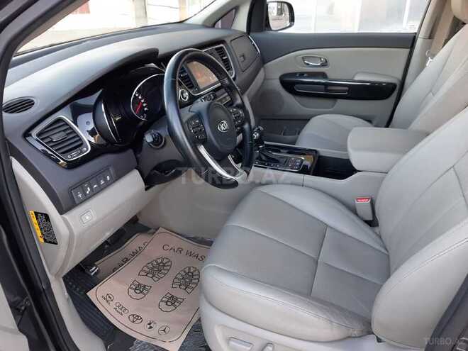 Kia Carnival 2015, 42,000 km - 2.2 l - Bakı