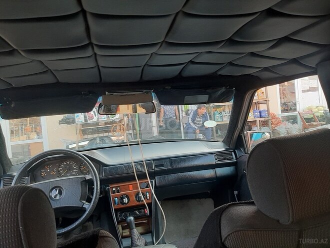 Mercedes E 250 1990, 353,689 km - 2.5 л - Cəlilabad