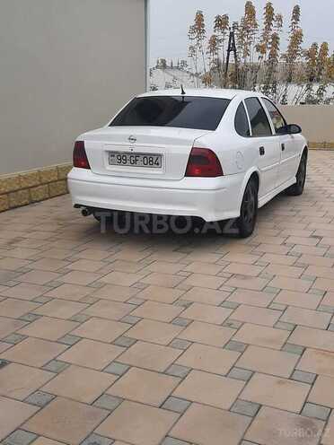 Opel Vectra 2001, 267,000 km - 1.8 л - Qazax