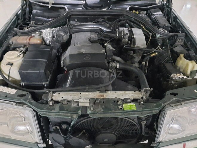 Mercedes E 220 1995, 455,000 km - 2.2 l - Bakı