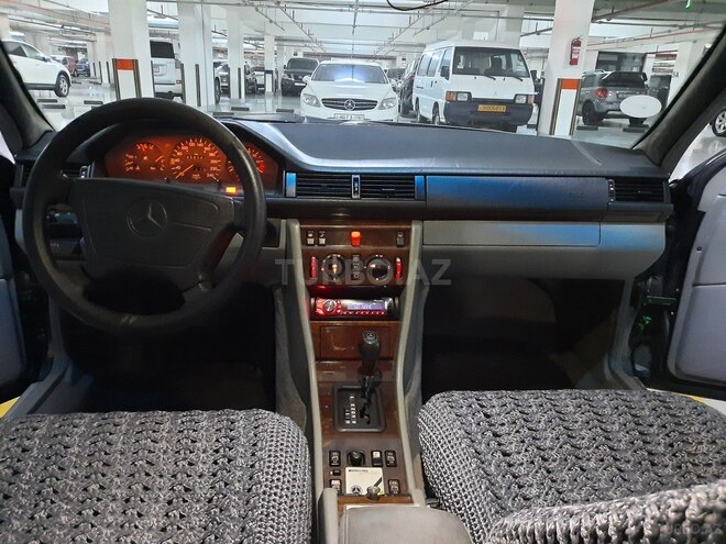 Mercedes E 220 1995, 455,000 km - 2.2 l - Bakı