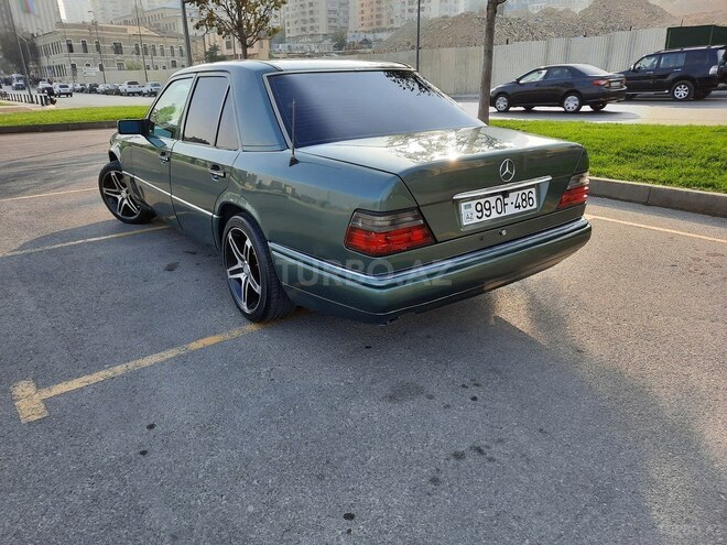 Mercedes E 220 1995, 455,000 km - 2.2 l - Bakı