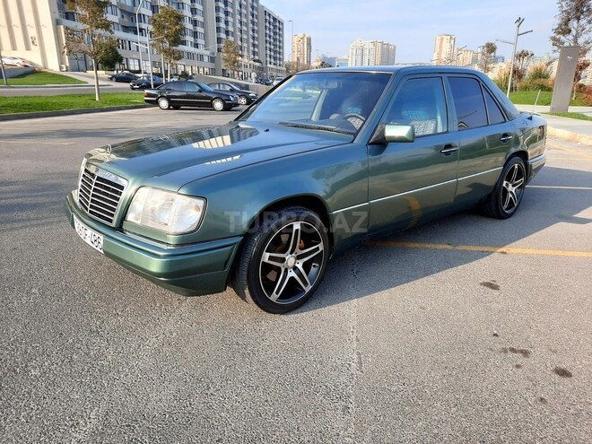Mercedes E 220 1995, 455,000 km - 2.2 l - Bakı
