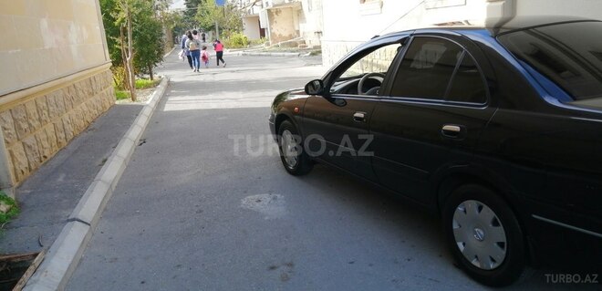 Nissan Sunny 2007, 200,000 km - 1.3 l - Bakı