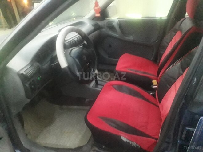 Opel Astra 1993, 215,800 km - 1.8 l - Bakı