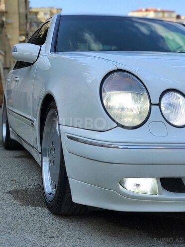 Mercedes E 240 2000, 314,081 km - 2.6 l - Bakı