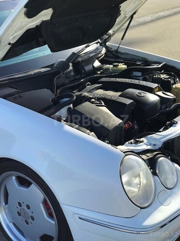 Mercedes E 240 2000, 314,081 km - 2.6 l - Bakı