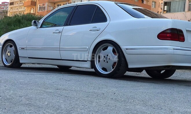 Mercedes E 240 2000, 314,081 km - 2.6 l - Bakı