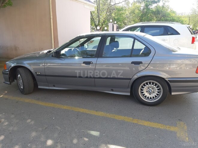 BMW 325 1994, 80,000 km - 2.5 l - Sumqayıt