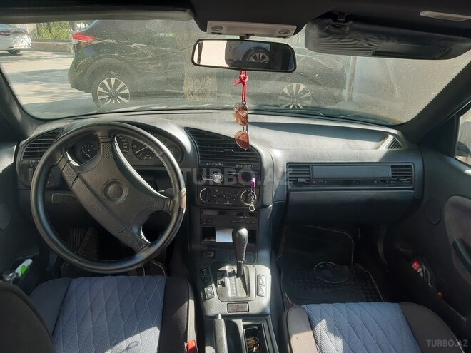 BMW 325 1994, 80,000 km - 2.5 l - Sumqayıt