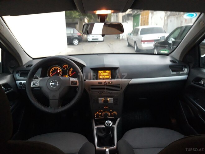 Opel Astra 2005, 185,000 km - 1.4 l - Bakı