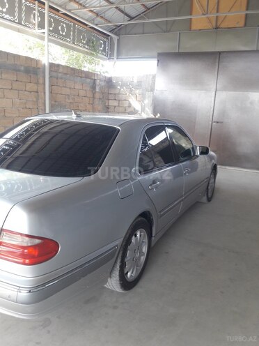 Mercedes E 240 1999, 221,600 km - 2.4 л - Ağsu
