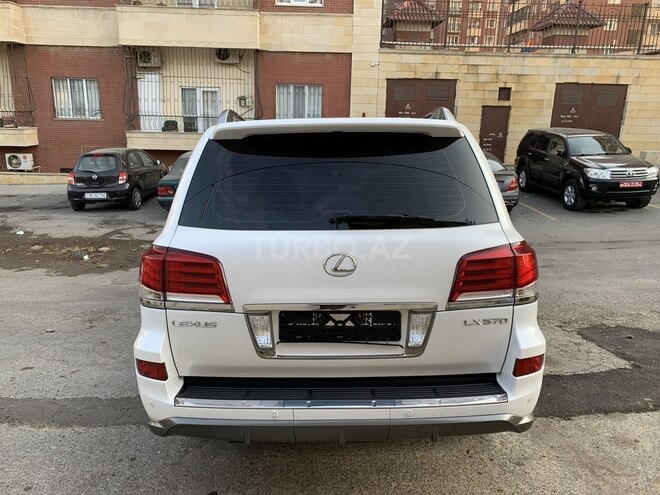 Lexus LX 570 2014, 142,000 km - 5.7 l - Bakı