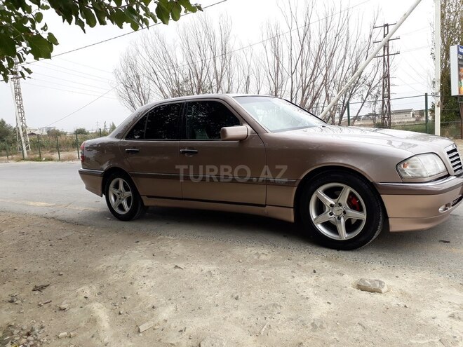 Mercedes C 200 1995, 432,438 km - 2.0 л - Bakı
