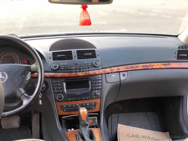 Mercedes E 240 2002, 370,000 km - 2.6 l - Gəncə