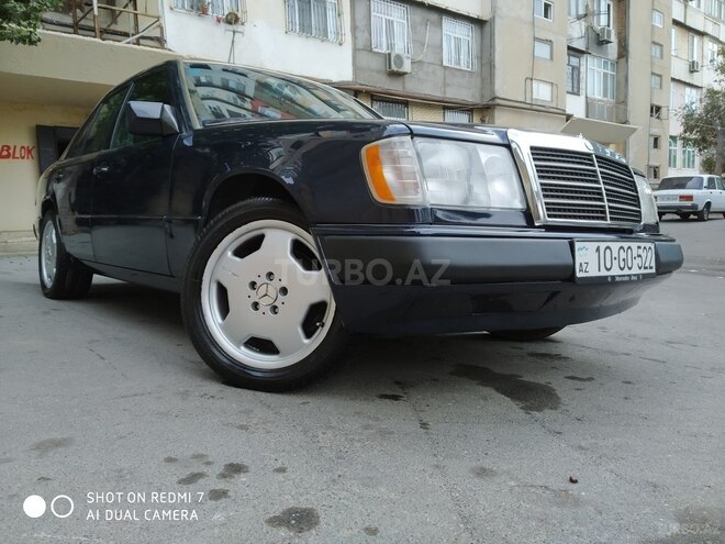 Mercedes E 260 1991, 253,633 km - 2.6 l - Bakı