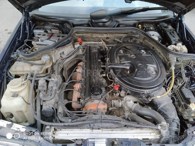 Mercedes E 260 1991, 253,633 km - 2.6 l - Bakı