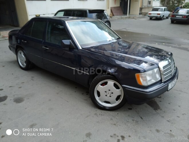Mercedes E 260 1991, 253,633 km - 2.6 l - Bakı