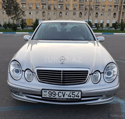 Mercedes E 220 2002, 349,000 km - 2.2 l - Bakı