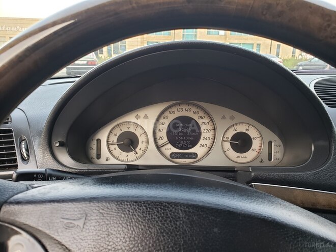 Mercedes E 220 2002, 349,000 km - 2.2 l - Bakı
