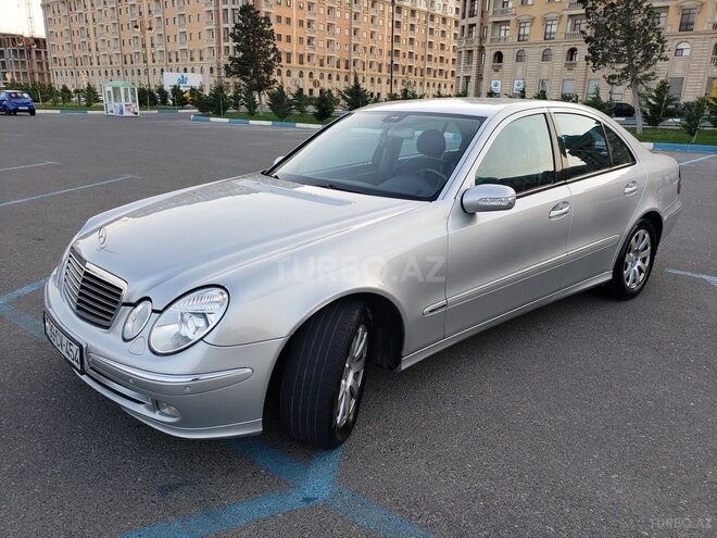 Mercedes E 220 2002, 349,000 km - 2.2 l - Bakı