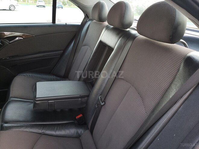Mercedes E 220 2002, 349,000 km - 2.2 l - Bakı