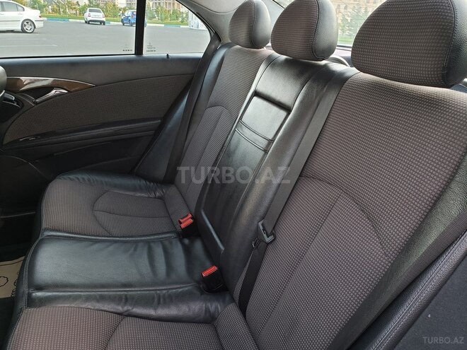 Mercedes E 220 2002, 349,000 km - 2.2 l - Bakı