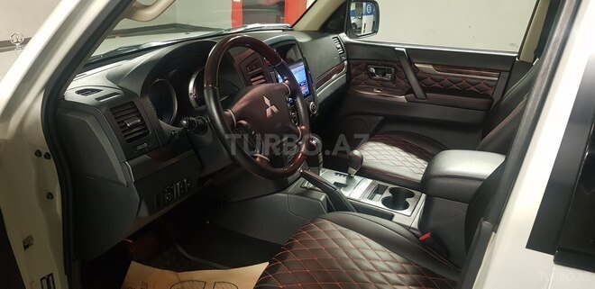 Mitsubishi Pajero 2013, 137,000 km - 3.5 l - Bakı