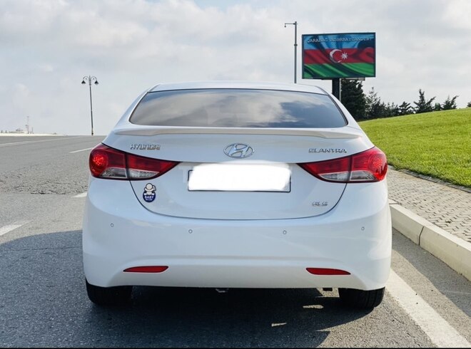 Hyundai Elantra 2011, 130,000 km - 1.8 l - Bakı