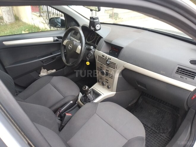 Opel Astra 2008, 260,000 km - 1.3 л - Bakı