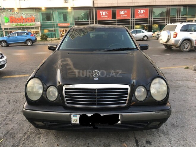 Mercedes E 240 1998, 333,000 km - 2.4 л - Bakı