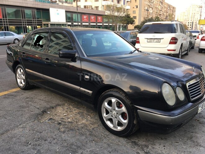 Mercedes E 240 1998, 333,000 km - 2.4 л - Bakı