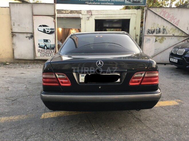 Mercedes E 240 1998, 333,000 km - 2.4 л - Bakı