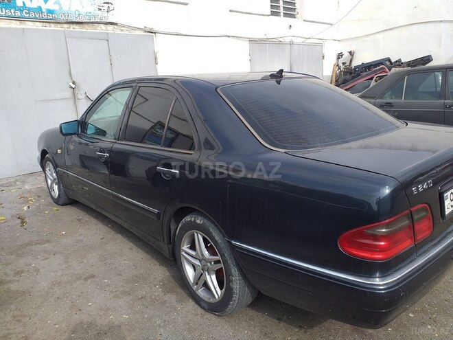 Mercedes E 240 1998, 313,000 km - 2.4 l - Bakı
