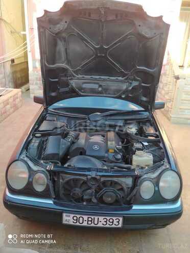 Mercedes E 240 1998, 313,000 km - 2.4 l - Bakı