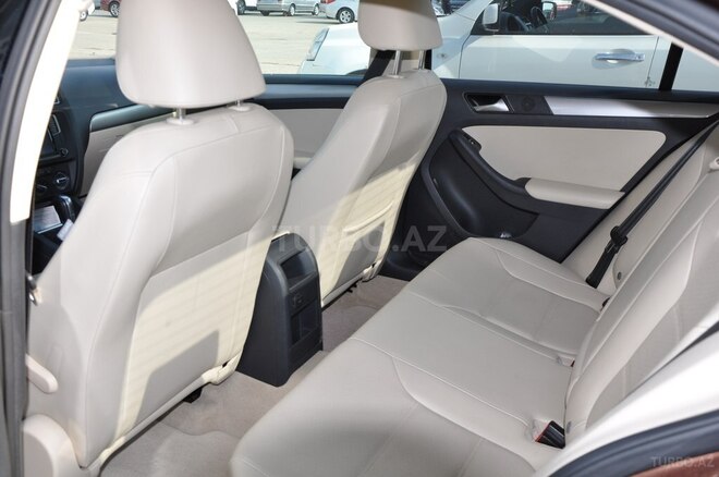 Volkswagen Jetta 2016, 103,000 km - 1.4 l - Bakı