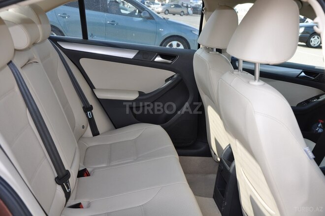 Volkswagen Jetta 2016, 103,000 km - 1.4 l - Bakı