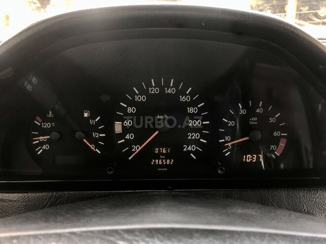 Mercedes C 180 1993, 296,600 km - 1.8 л - Bakı