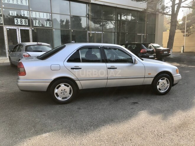 Mercedes C 180 1993, 296,600 km - 1.8 л - Bakı