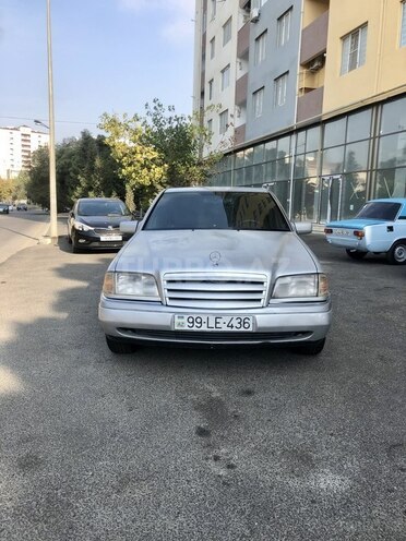 Mercedes C 180 1993, 296,600 km - 1.8 л - Bakı