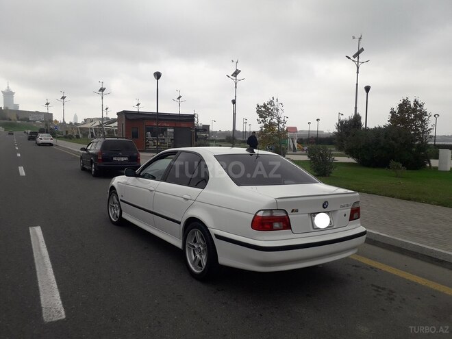 BMW 525 2002, 230,000 km - 2.5 l - Bakı